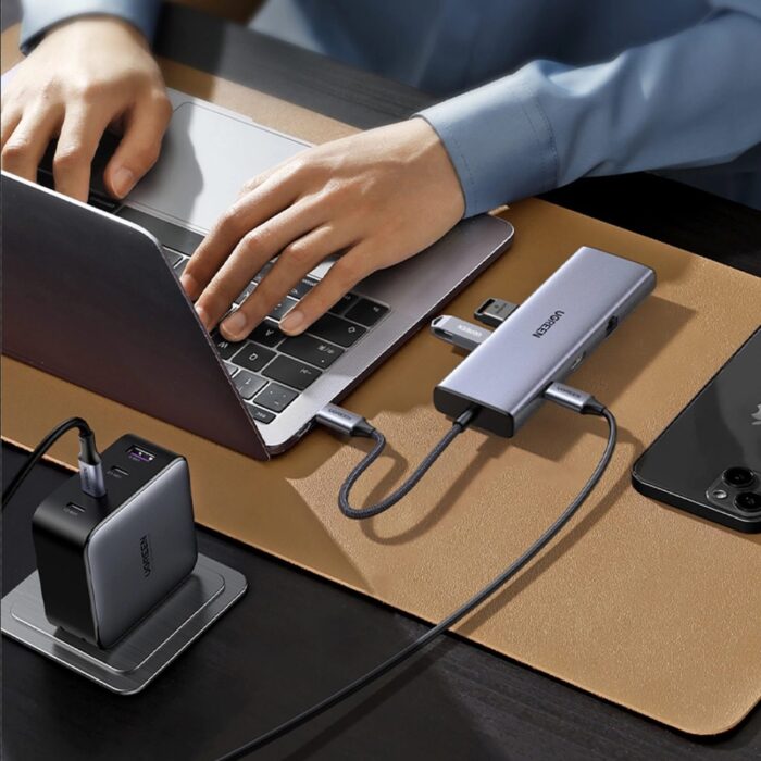 UGREEN 9 in 1 USB-C To 3*USB 3.0 A+HDMI+VGA+RJ45 Gigabit+SD/TF+PD Converter - Image 9